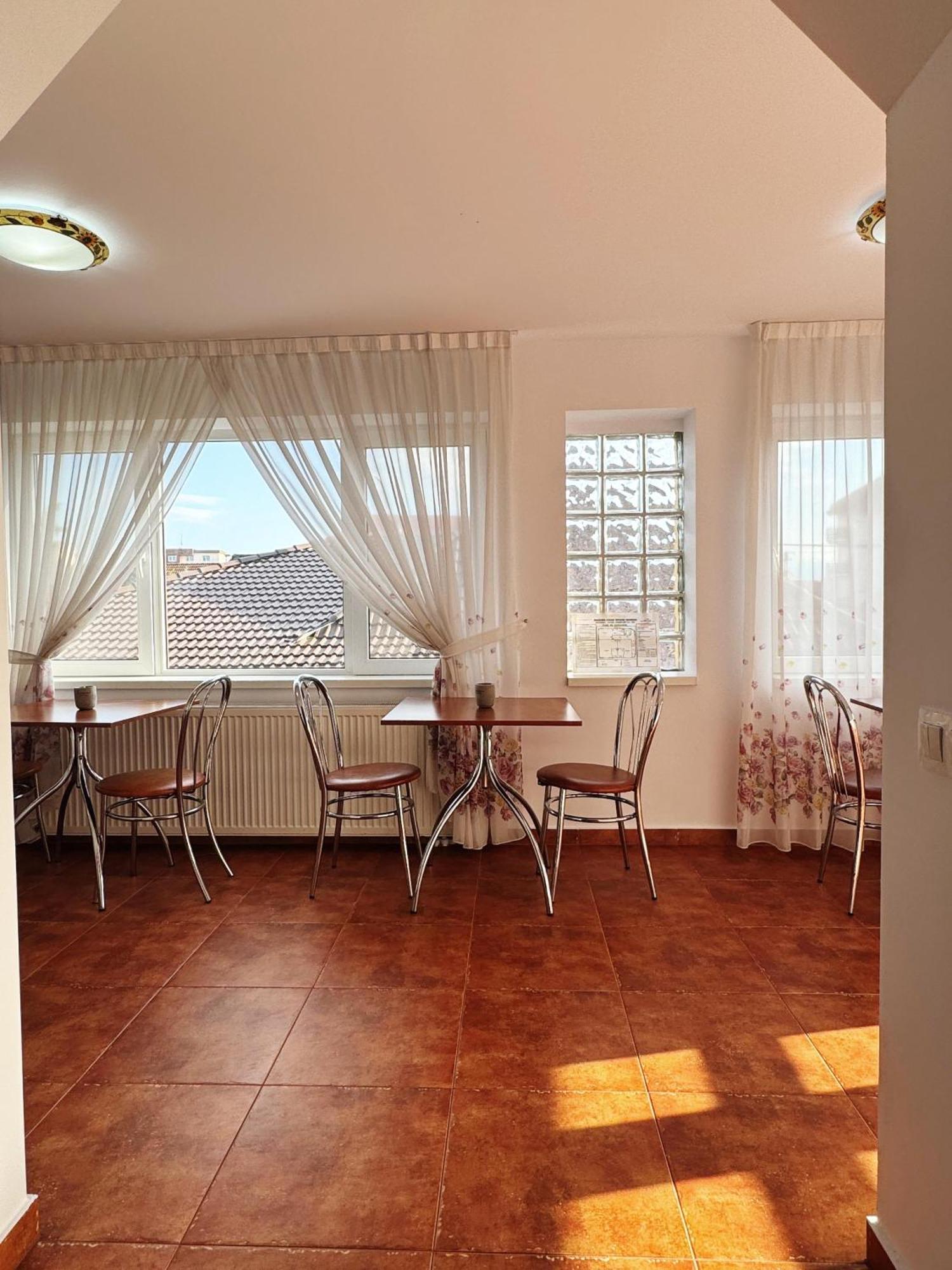 Hotel Carpathian Newstar Sybin Zewnętrze zdjęcie