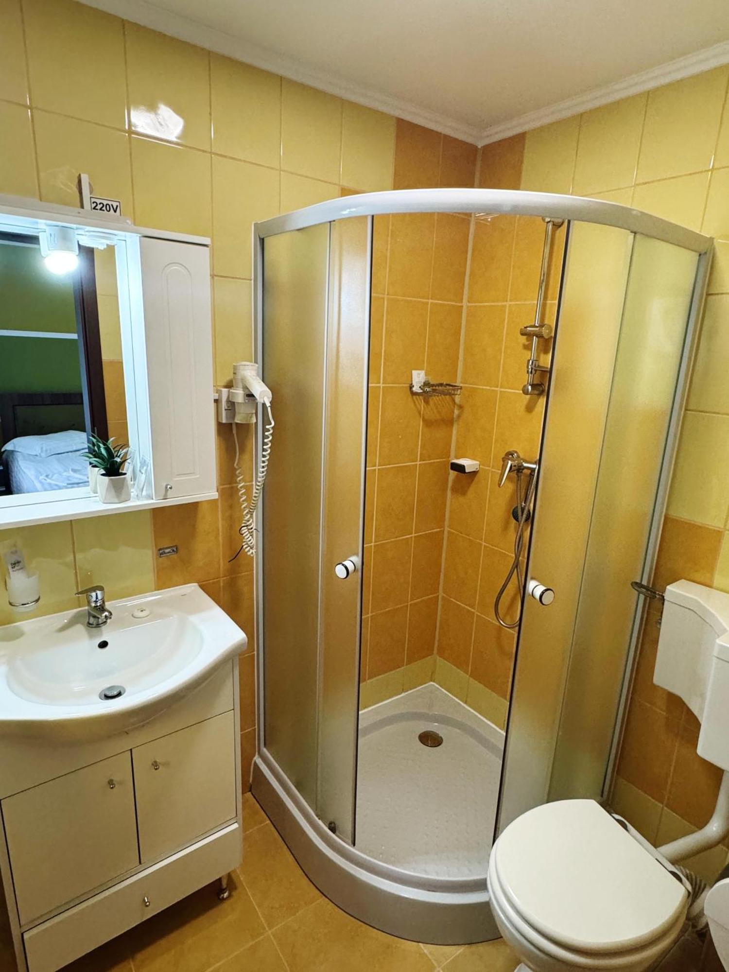 Hotel Carpathian Newstar Sybin Zewnętrze zdjęcie