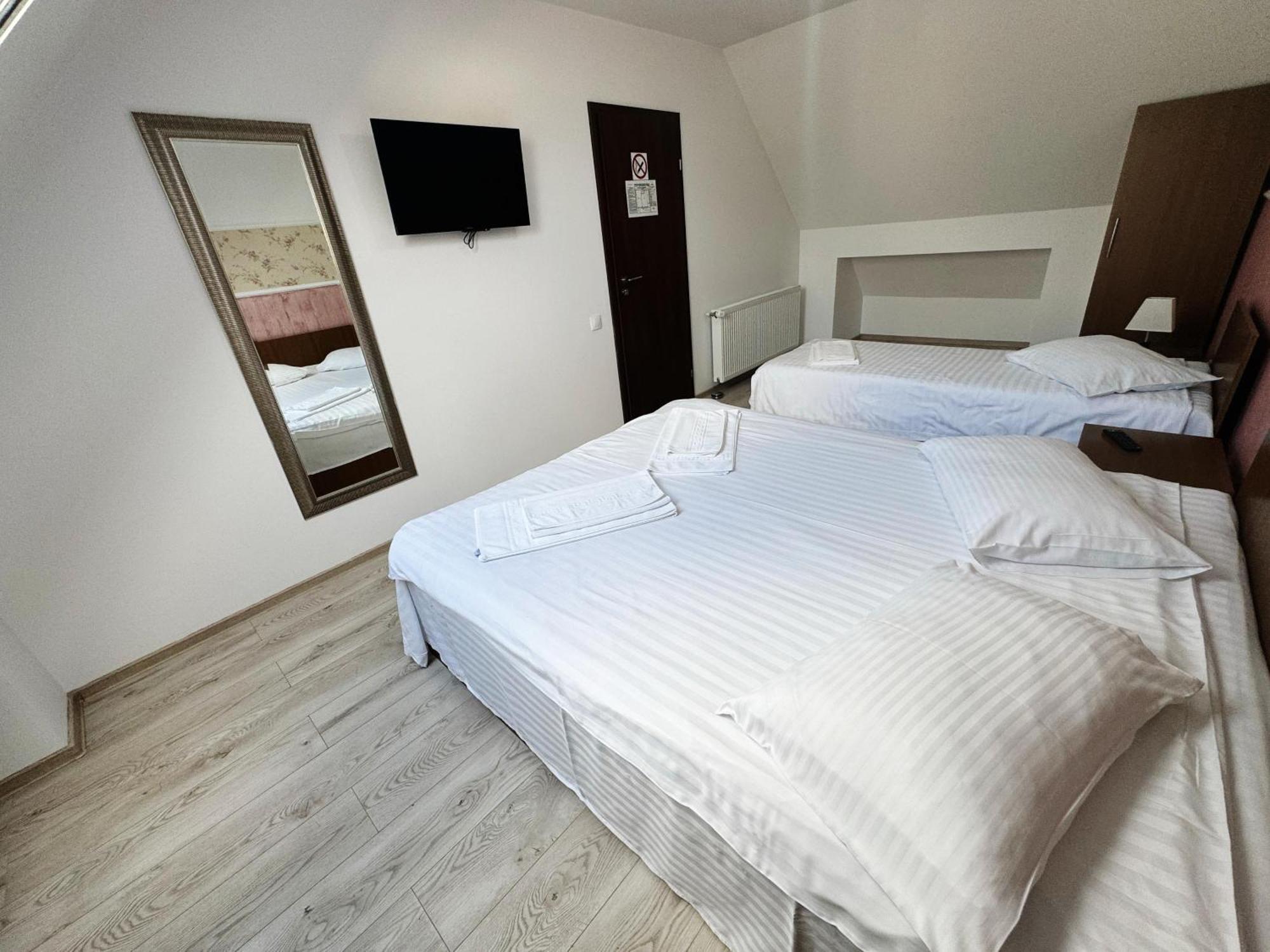 Hotel Carpathian Newstar Sybin Zewnętrze zdjęcie